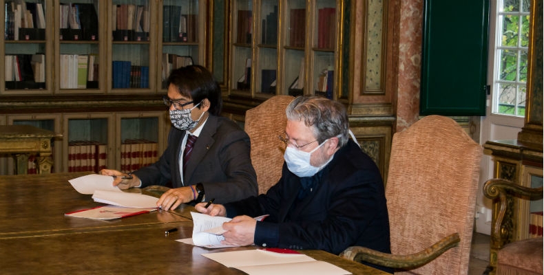 1013828f1c8c62845779da5ce36f2cef XL